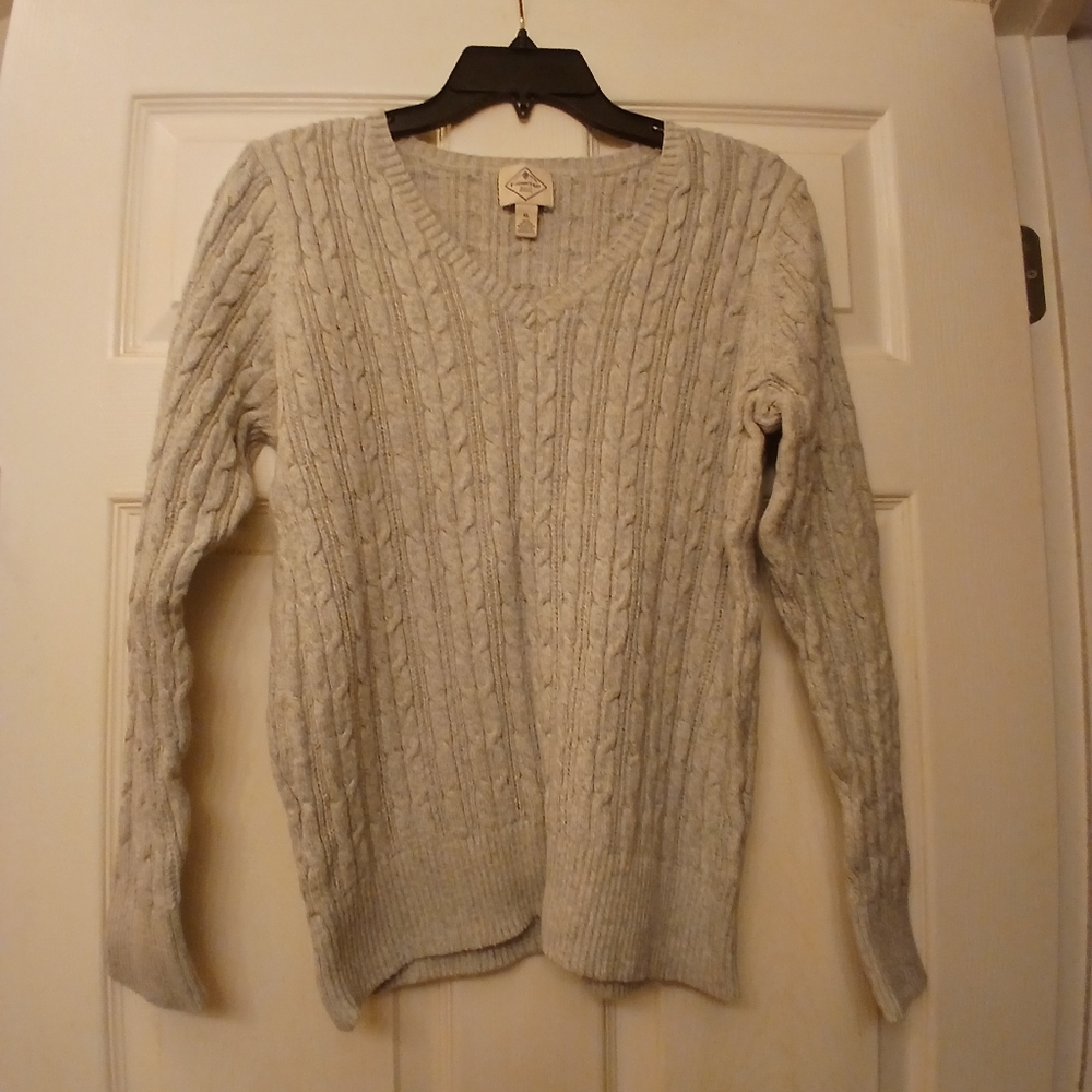 Gray v neck sweater